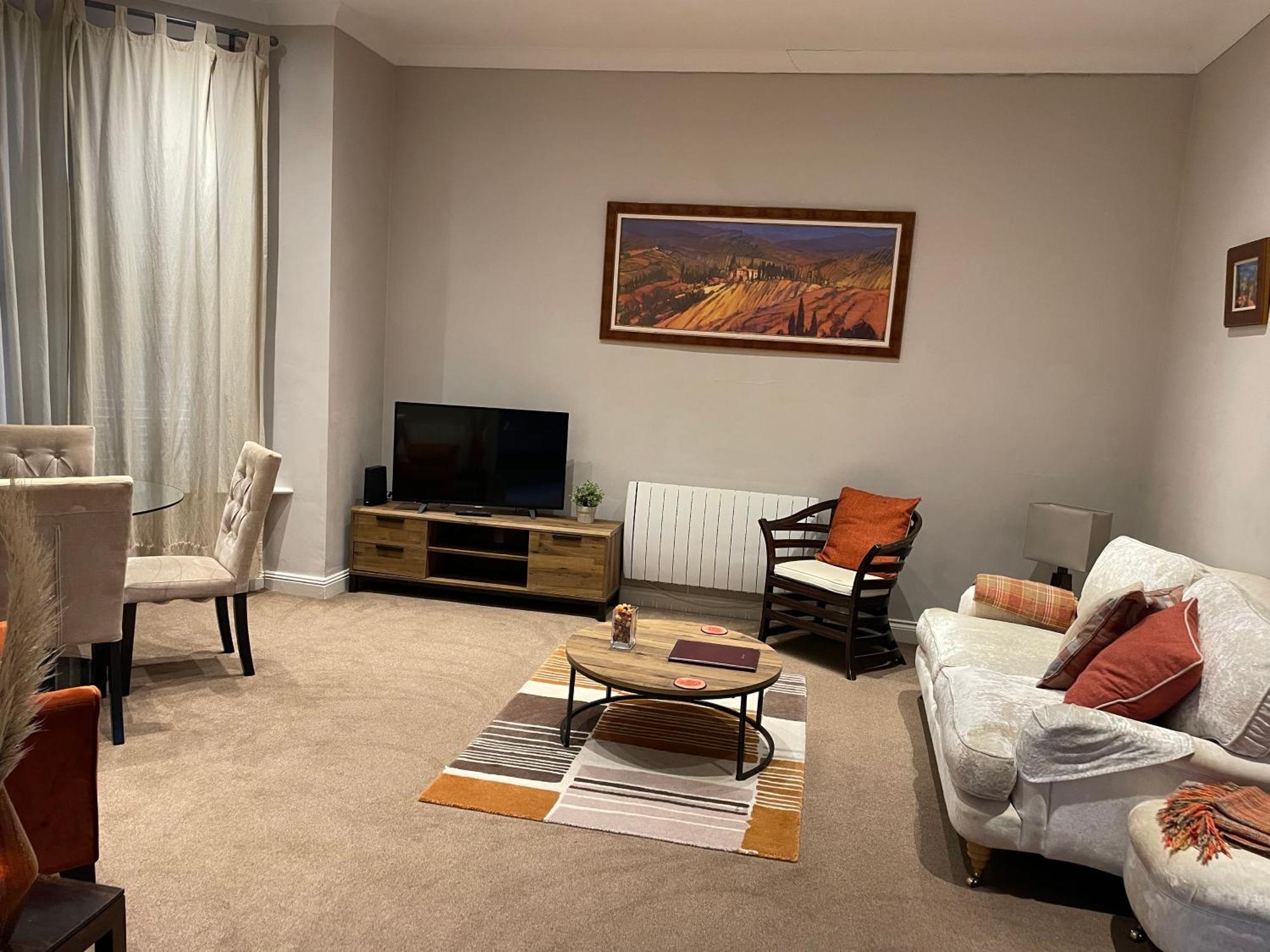 Number 10 Service Apartment - Danes Southampton Exterior photo